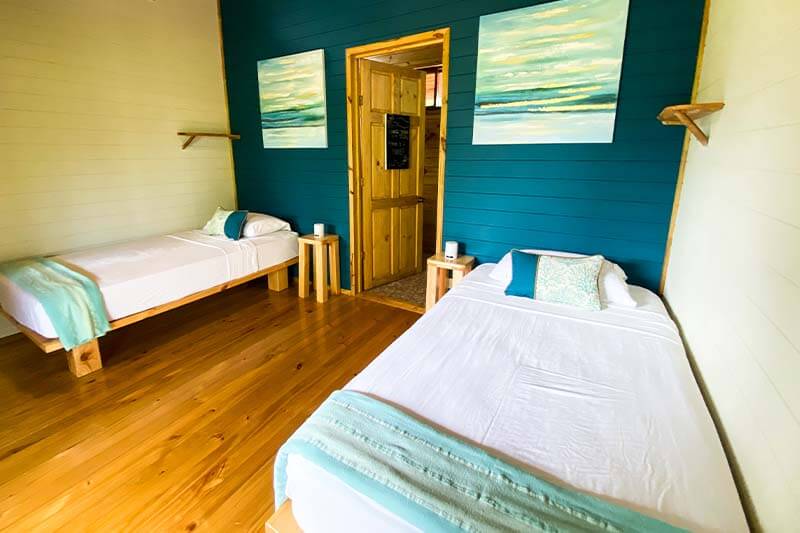 Bodhi Surf + Yoga's Room Amistad