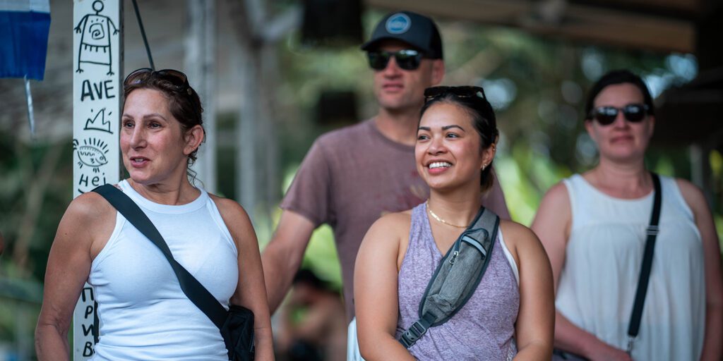 Community Walking Tour in Bahia Ballena